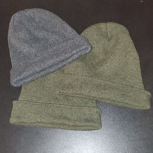 Set of 3 beanies (2 hunter green 1 grey)